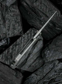 WE Knife Thug Marble Carbon Fiber Presentation Handle -KNIFE LOUNGE Sales 1622256219327154