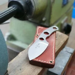 GiantMouse GMF1 Classic -KNIFE LOUNGE Sales 20190426 132626 01 1209x1209 1