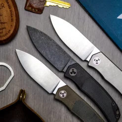 Urban EDC LC Titanium -KNIFE LOUNGE Sales Lifestyle 5 155682cf 2649 46a9 a409 2578263c563c 2000x