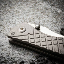 Chris Reeve Umnumzaan Lefthand -KNIFE LOUNGE Sales crk umnumzaan lh droppoint 02 web