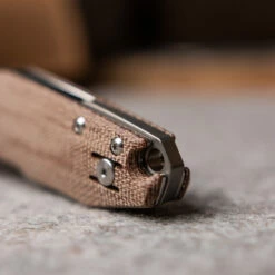 GiantMouse ACE Nazca Natural Canvas Micarta -KNIFE LOUNGE Sales img 3678